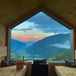 Almhaus Strobl Radenthein